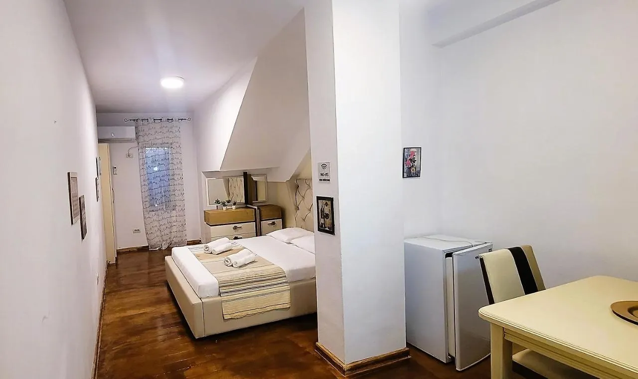 Apartment Studenti Studio'S Tirana Albania