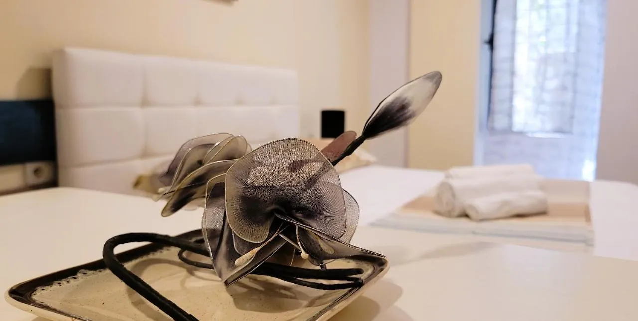 Studenti Studio'S Tirana Apartment