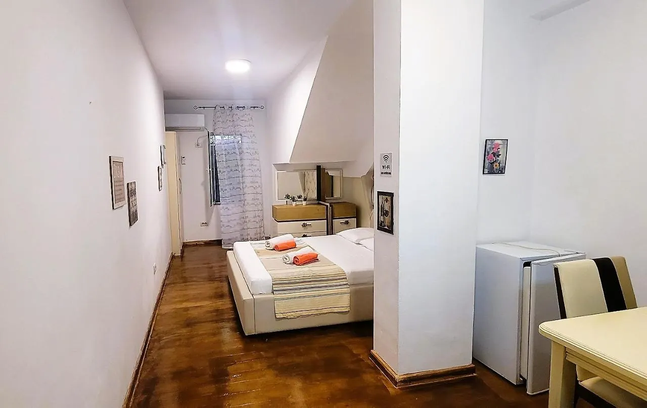 Studenti Studio'S Tirana Apartment