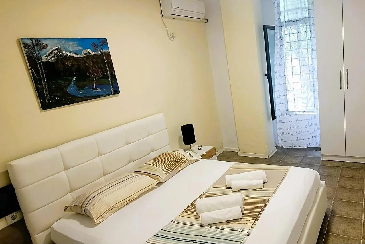Studenti Studio'S Tirana