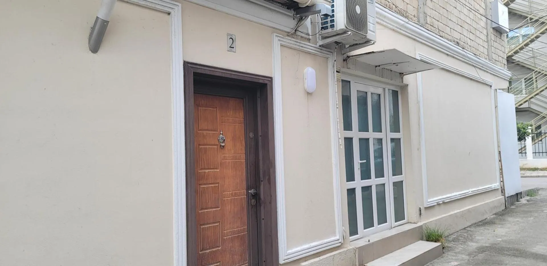 Studenti Studio'S Tirana